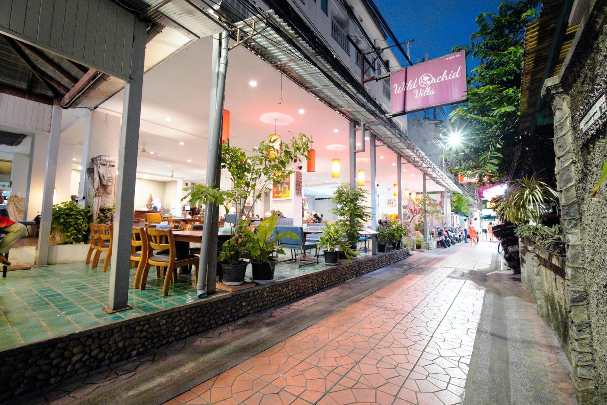 Wild Orchid Villa Bangkok Exterior foto