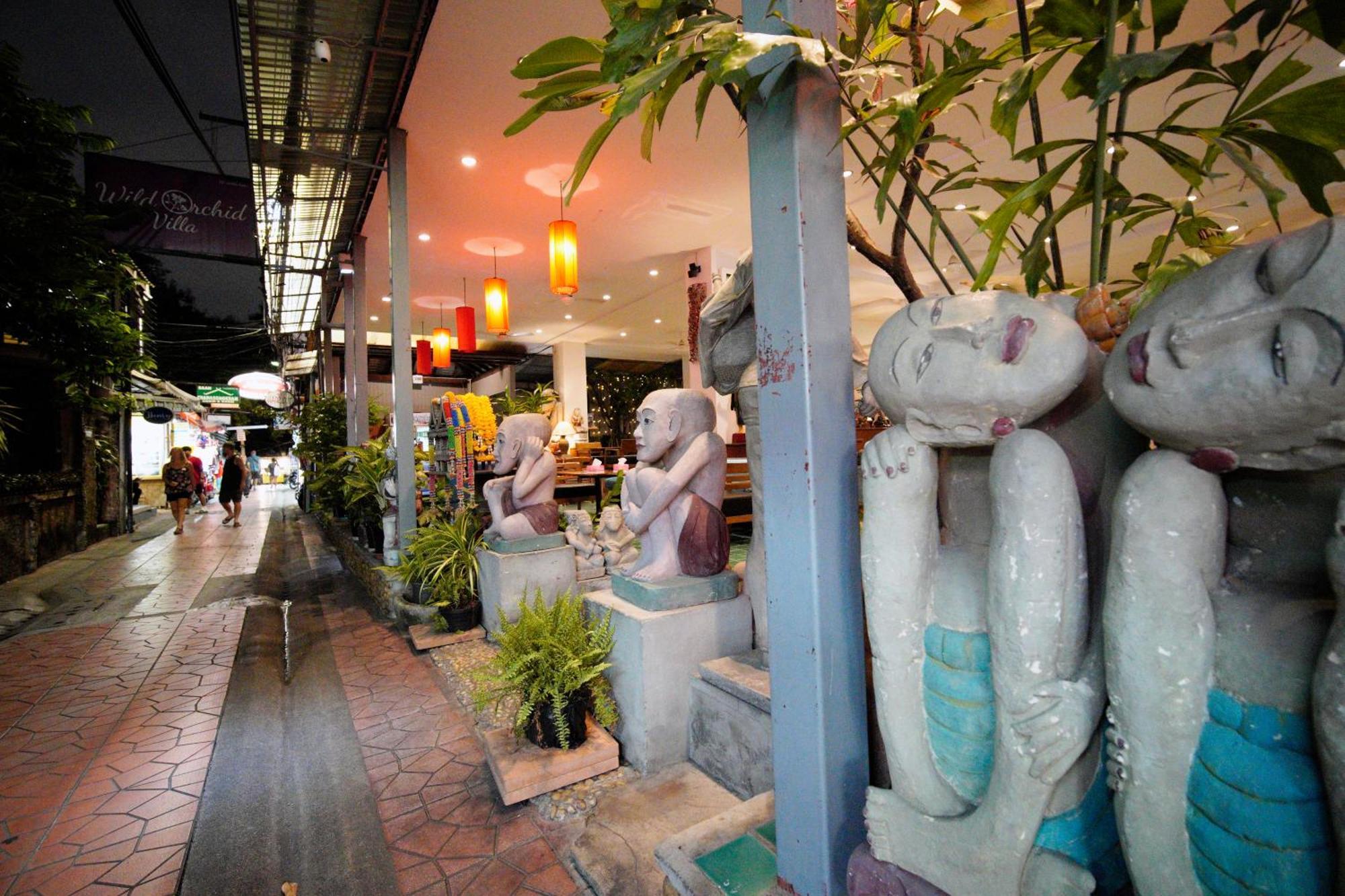 Wild Orchid Villa Bangkok Exterior foto